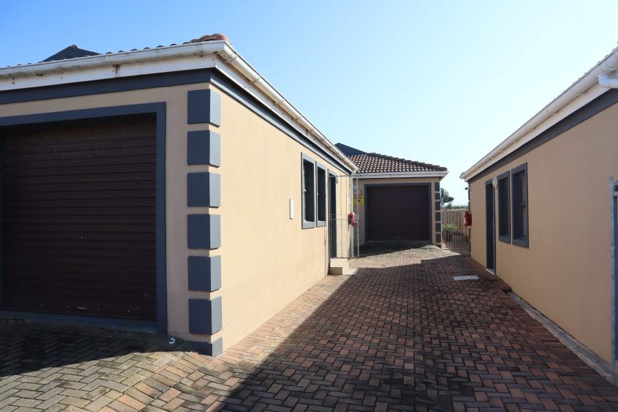 2 Bedroom Property for Sale in C Place Eastern Cape